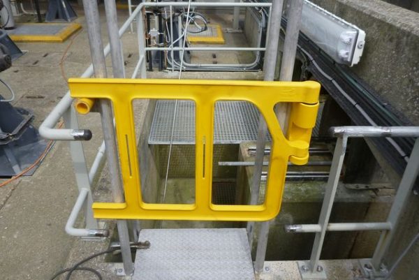 Axes Gate Douple 940mm
